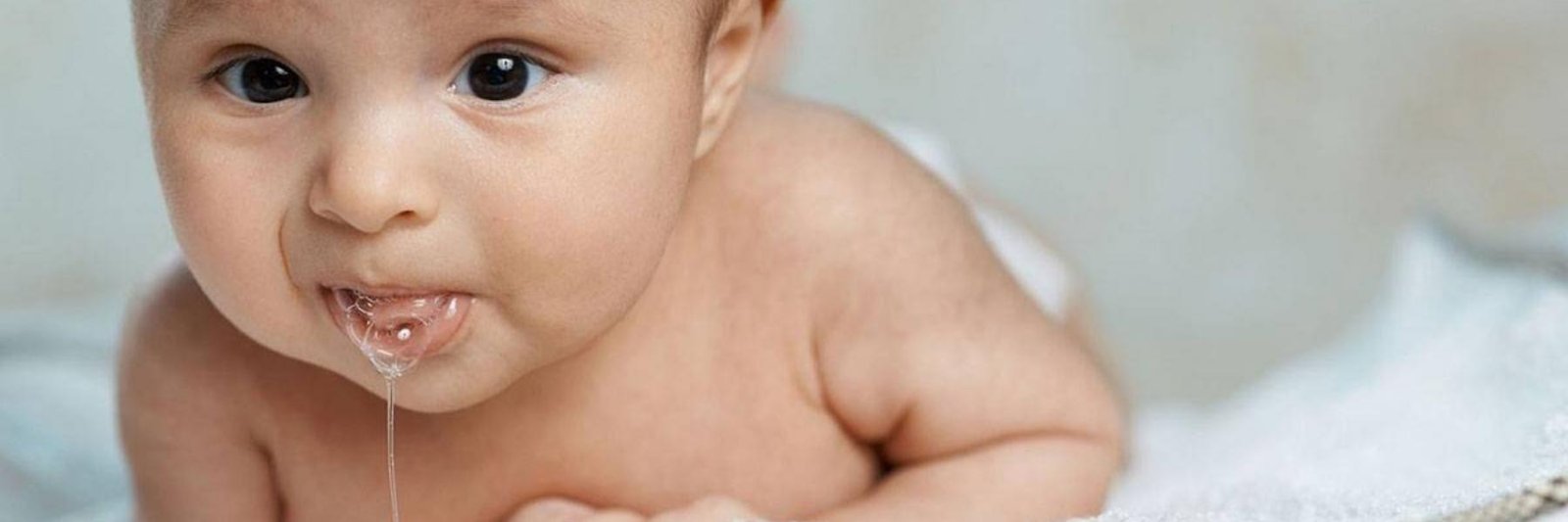 أسباب الارتداد المريئي عند الأطفال الرضع