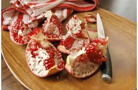 فوائد قشر الرمان: كنز طبيعي للصحة والجمال